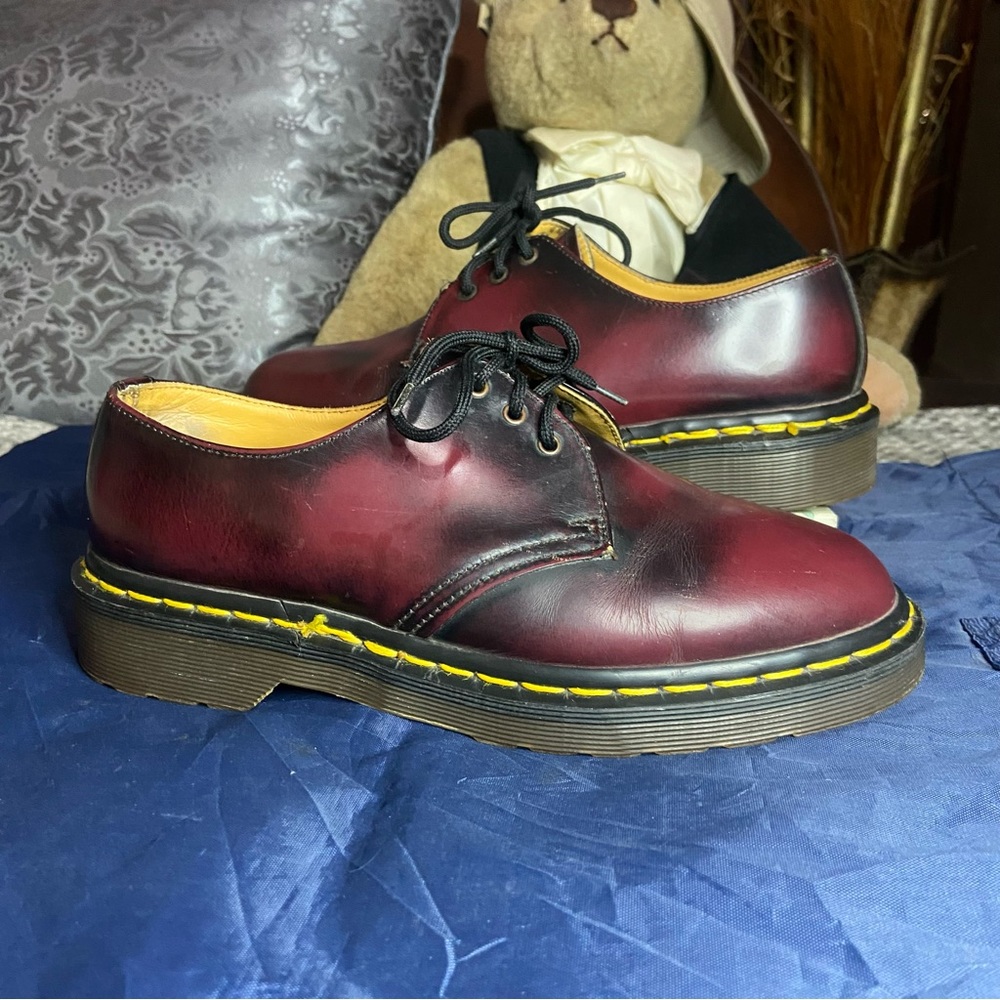 dr martens the original maroon made in england sz 6